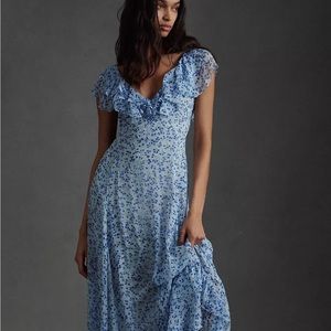 Sachin & Babi Ivy Chiffon Flutter-Sleeve Ruffled V-Neck Gown